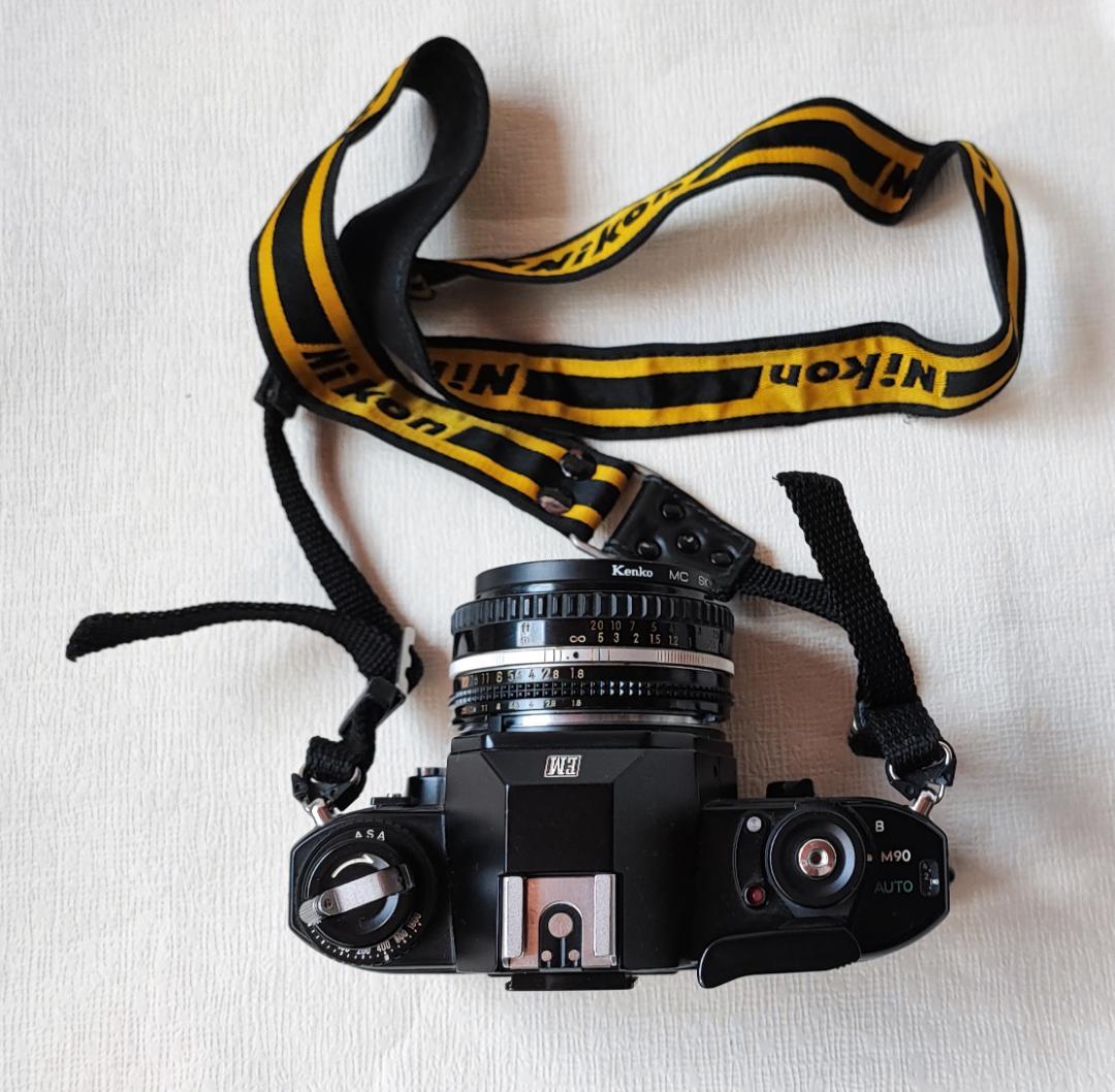 Nikon EM レンズ２本付き　動作品　フィルムカメラ