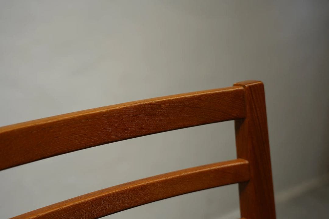 チーク材　ビンテージチェア　良好　北欧　椅子