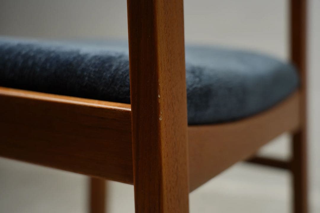 チーク材　ビンテージチェア　良好　北欧　椅子