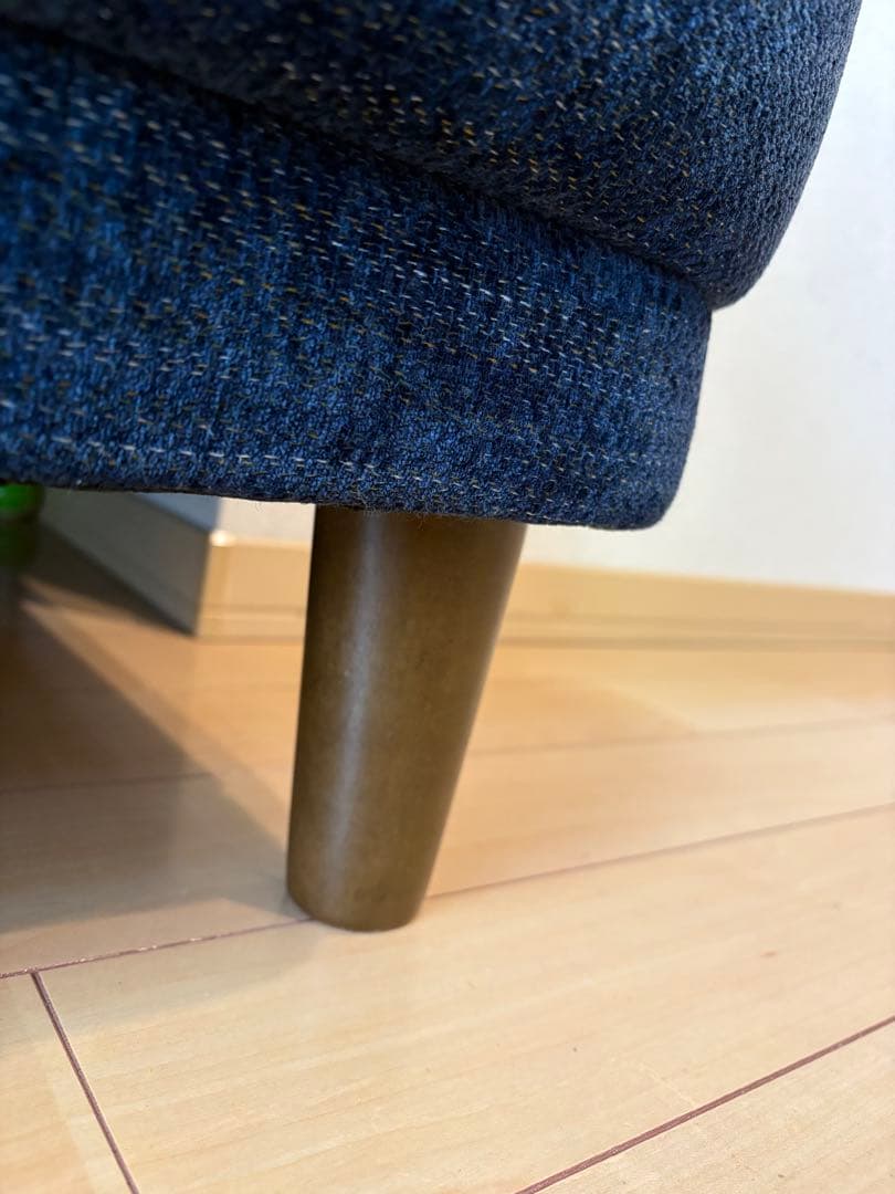 ソファ　2.5人掛け　ツイード　ネイビー　足付き