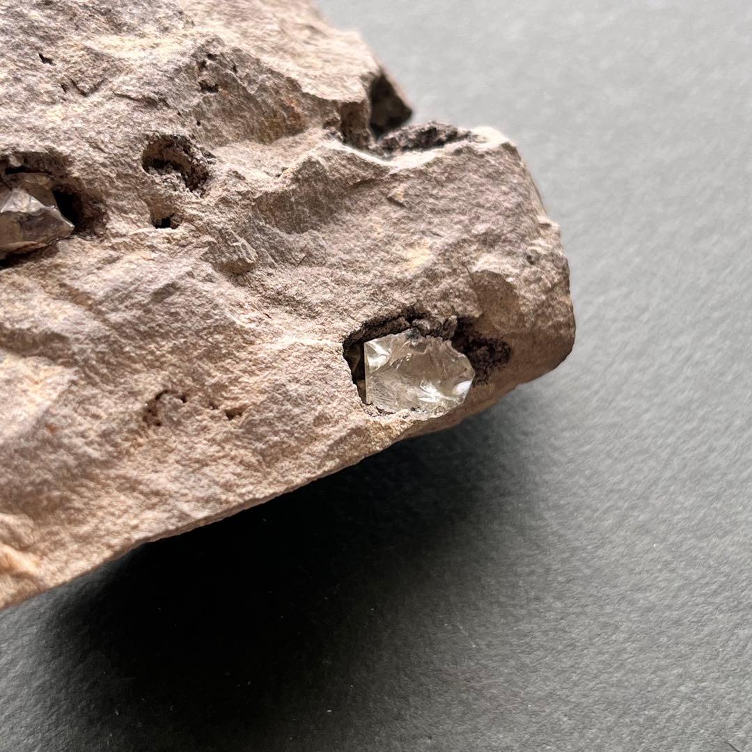 天然石　原石　ハーキマーダイヤモンド　母岩付き　339g パワーストーン