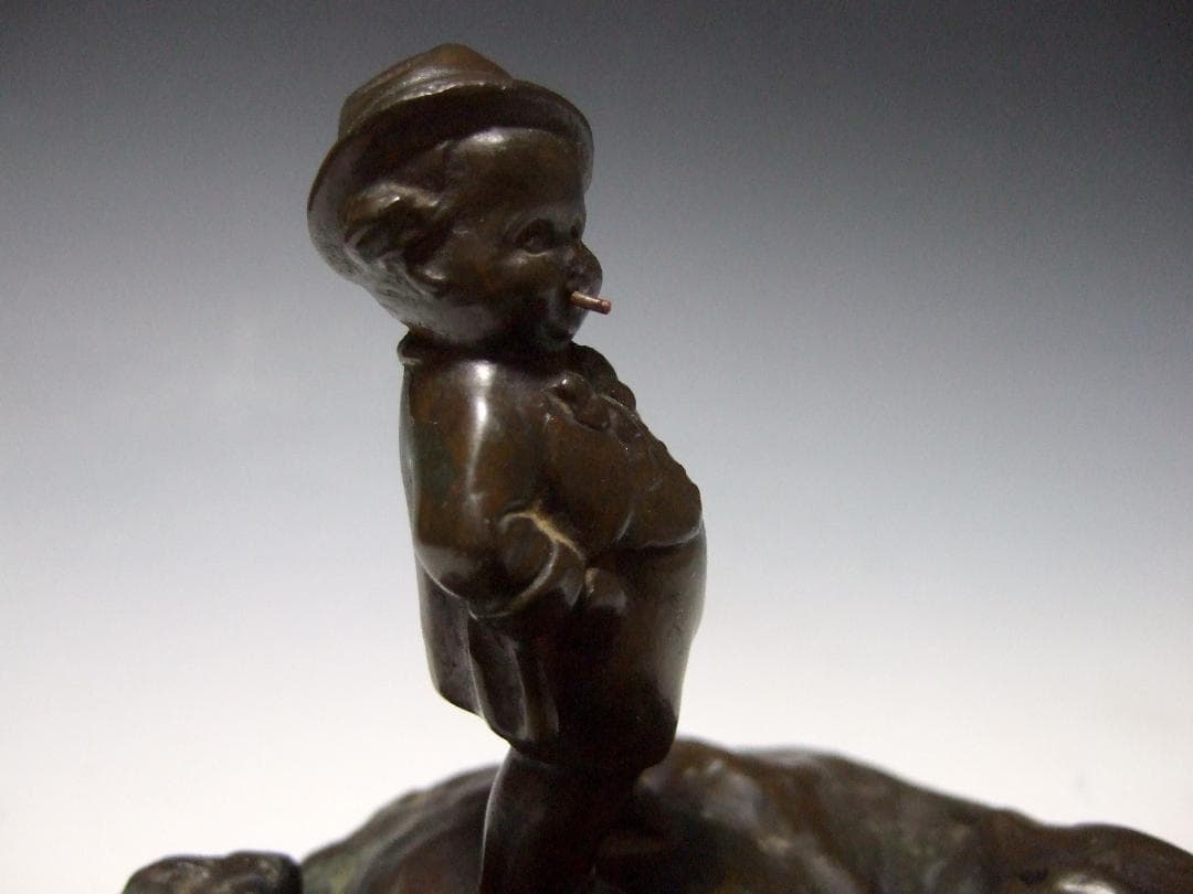 ブロンズ 銅製 灰皿 人形 在銘 / アクセサリー置き 小物置き