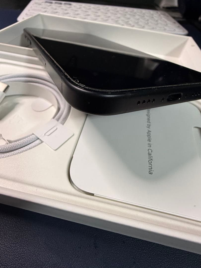 iPhone 15 Plus ブラック 128GB SIMフリー