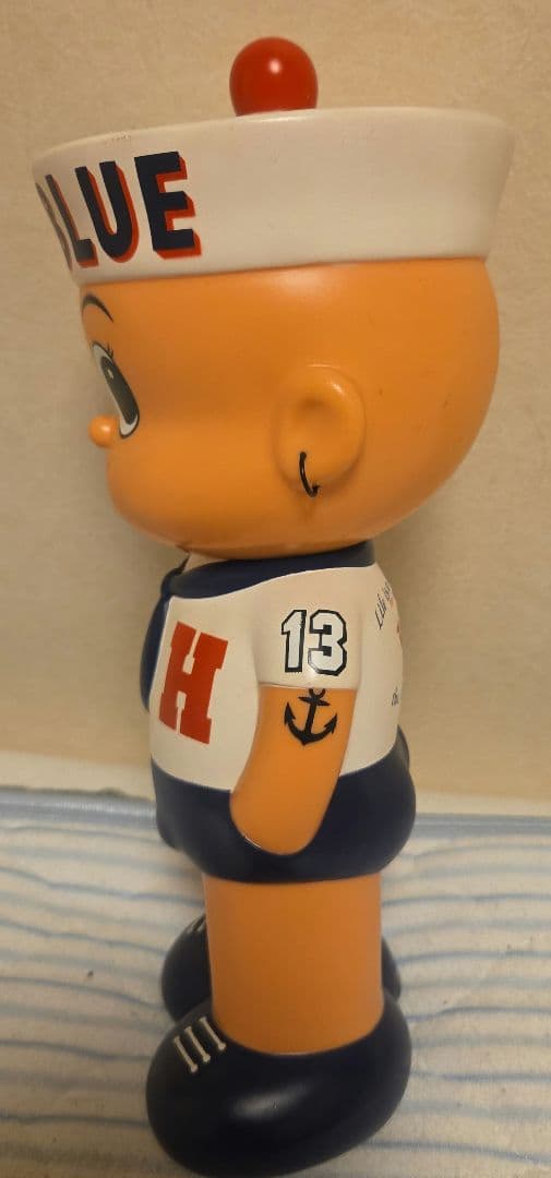 ３*５様 ハリウッドランチマーケット　ブルーブルーボーイ　貯金箱　フィギュア