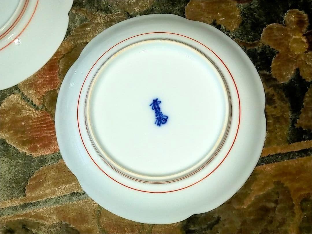 ♥未使用♥　人間国宝　♥　13代　♥　酒井田柿右衛門　♥　皿　５枚　共箱付き