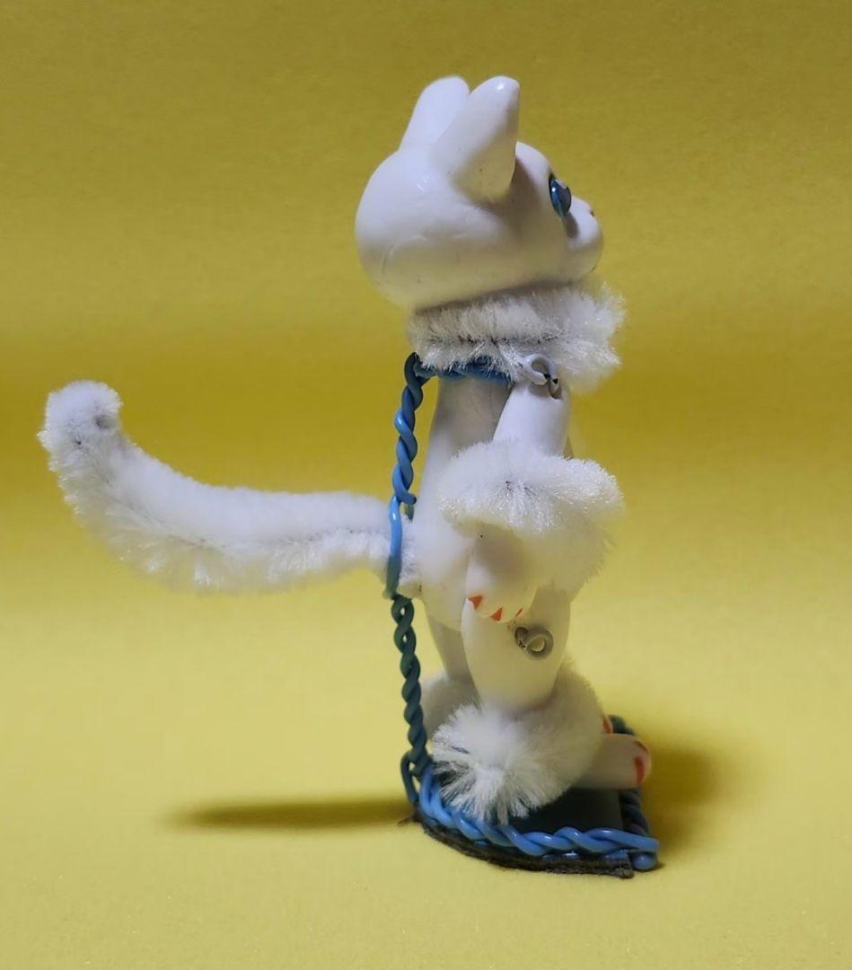 ビスクドール風猫ちゃん人形　ハンドメイド　白猫　ミニョネット　ミニチュア　ドール