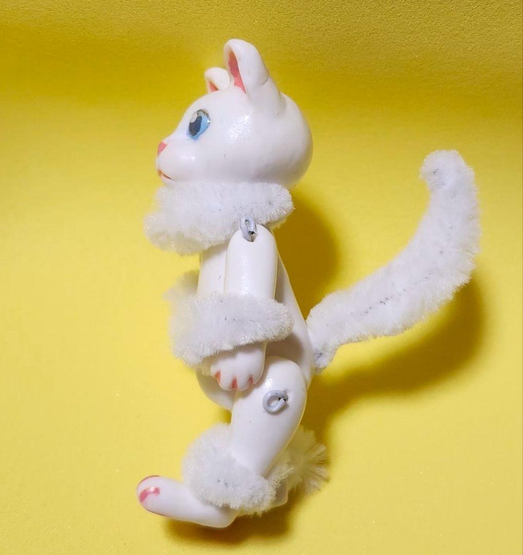 ビスクドール風猫ちゃん人形　ハンドメイド　白猫　ミニョネット　ミニチュア　ドール