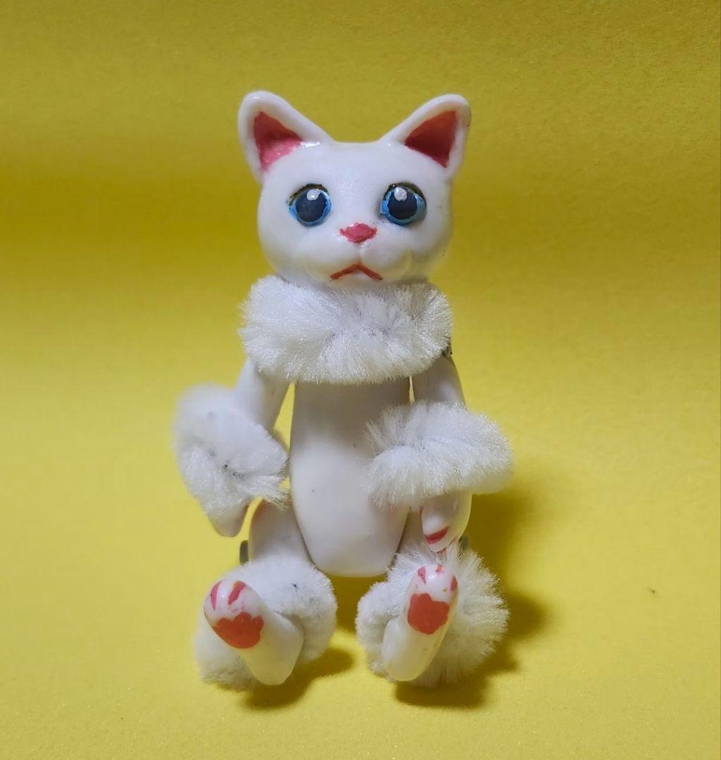ビスクドール風猫ちゃん人形　ハンドメイド　白猫　ミニョネット　ミニチュア　ドール