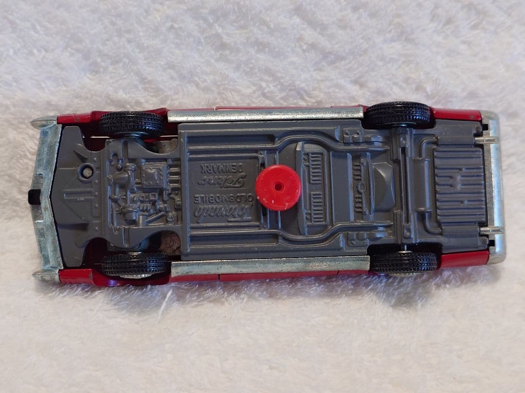 ミニカー TEKNO 933 TORONADO OLDSMOBILE