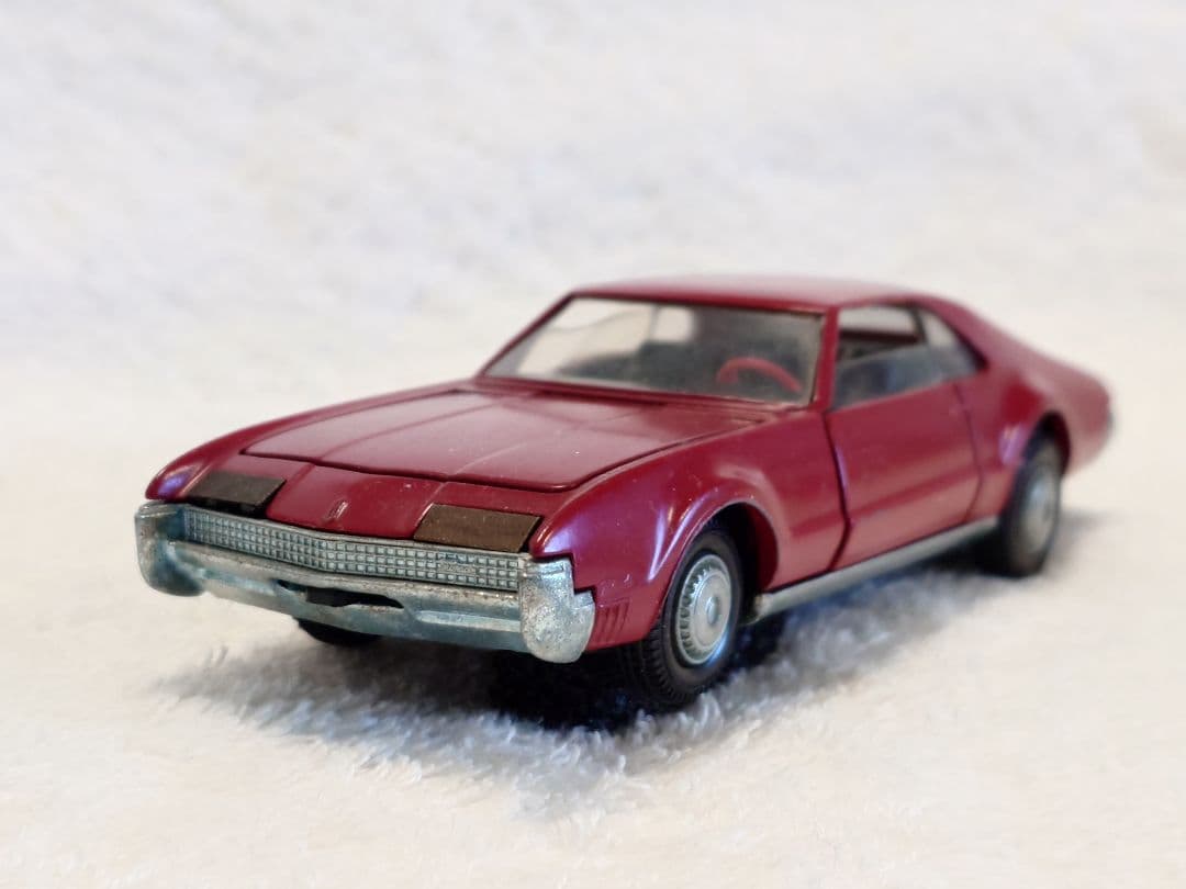 ミニカー TEKNO 933 TORONADO OLDSMOBILE