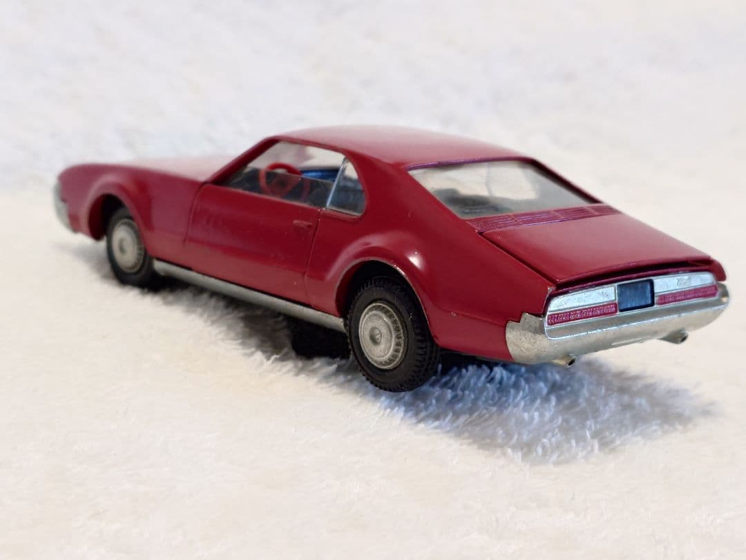ミニカー TEKNO 933 TORONADO OLDSMOBILE
