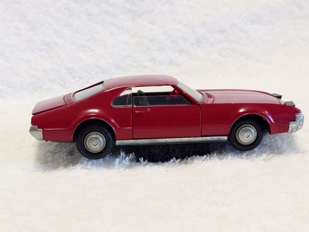 ミニカー TEKNO 933 TORONADO OLDSMOBILE
