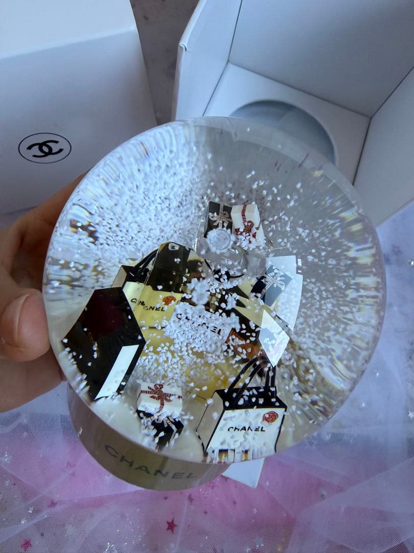 シャネル　100周年　ノベルティ　スノードーム