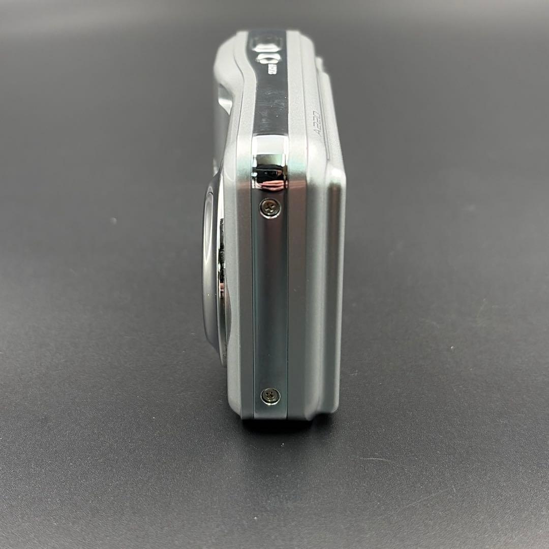 FUJIFILM Finepix A220 シルバー デジタルカメラ 電池駆動