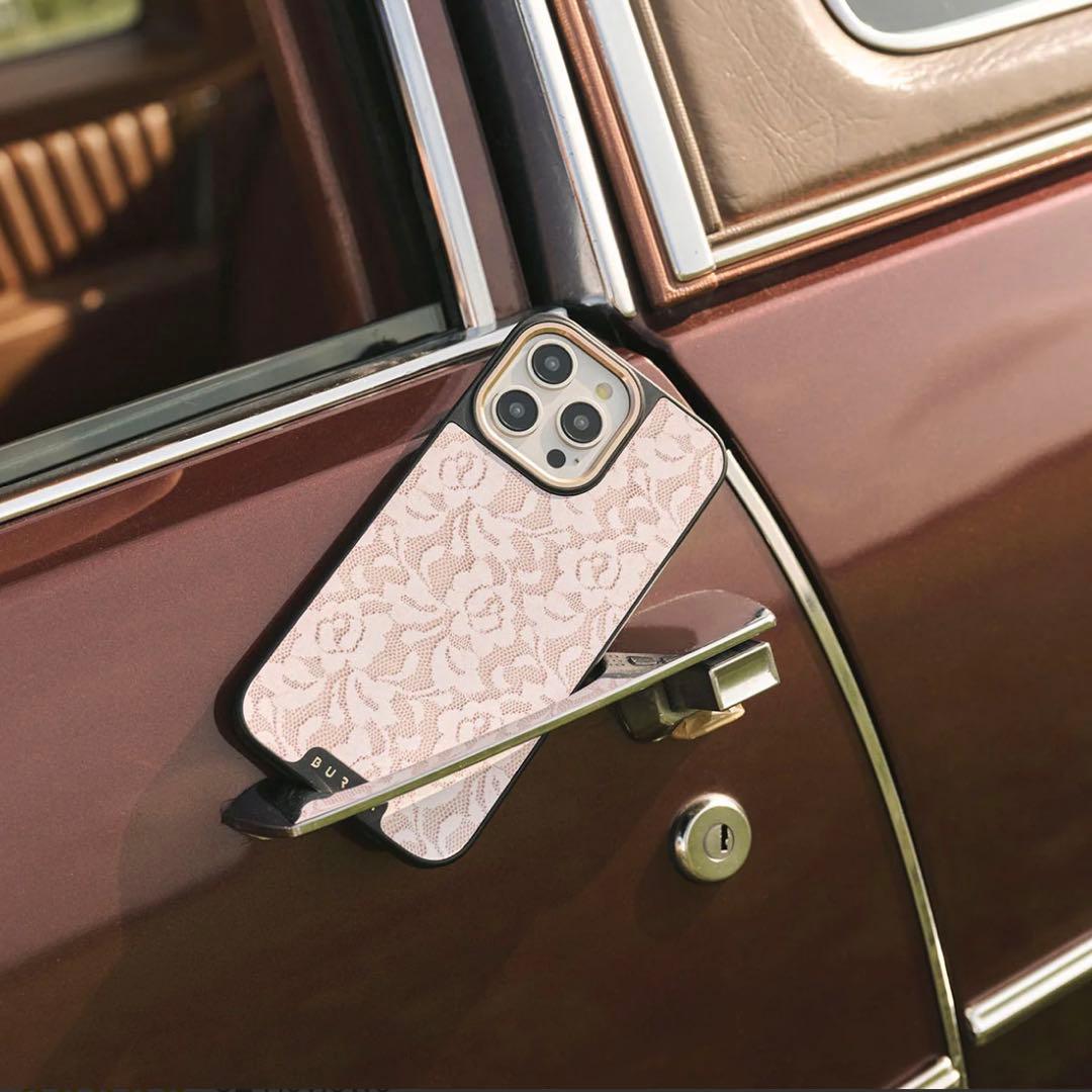 BURGA iPhone16 ケース　レース柄　新品