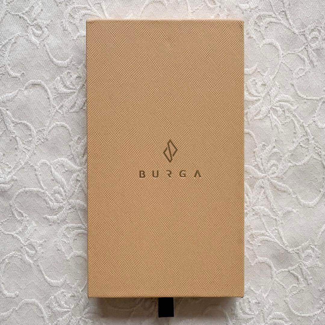 BURGA iPhone16 ケース　レース柄　新品