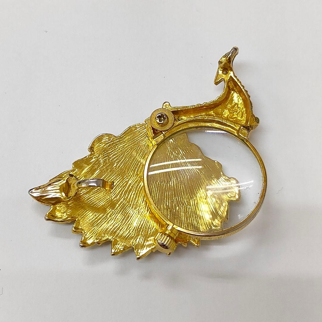 ゴールドトーン ルーペ付きペンダント