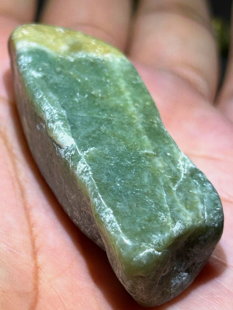 ☆最高級品質！糸魚川翡翠　ジェダイト　原石　日本聖石⑤！希少