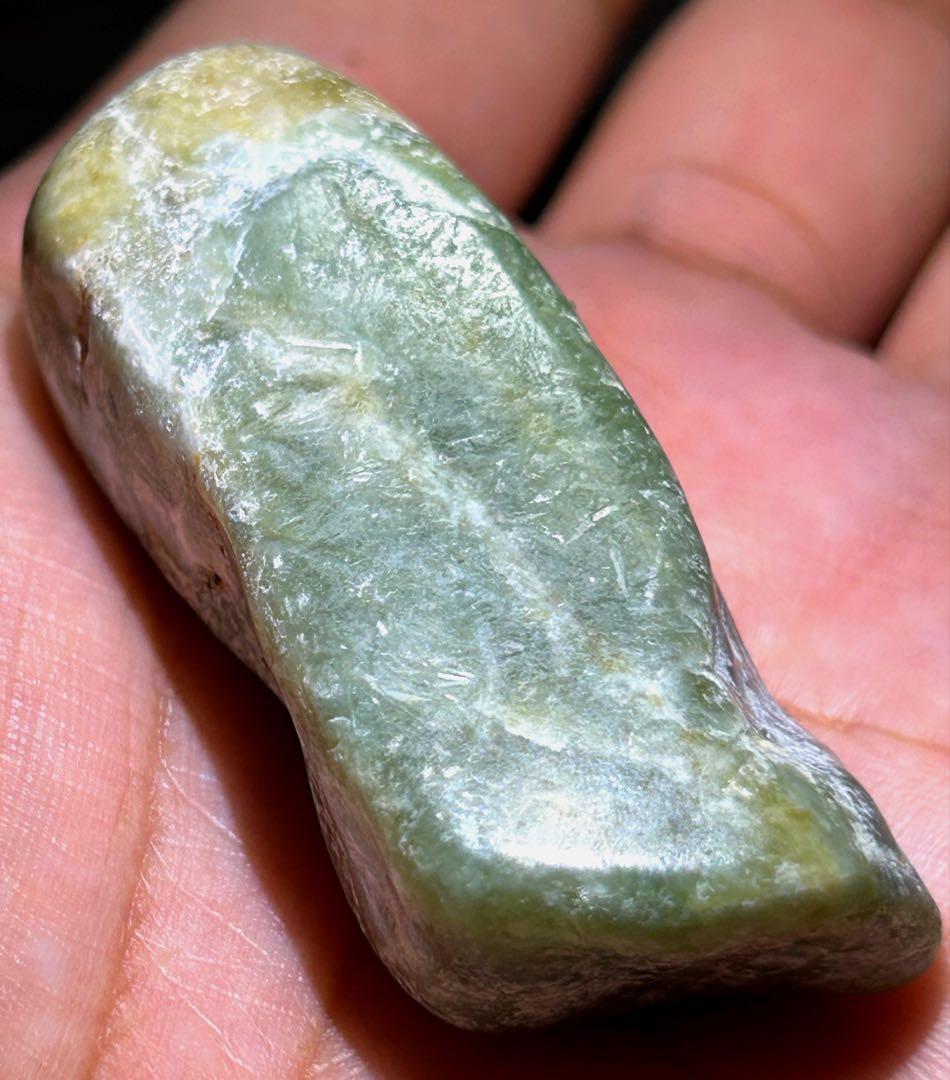 ☆最高級品質！糸魚川翡翠　ジェダイト　原石　日本聖石⑤！希少