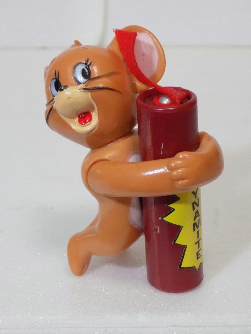 ブリキモダントーイ電動【TOM and JERRY COMIC CAR】動作品