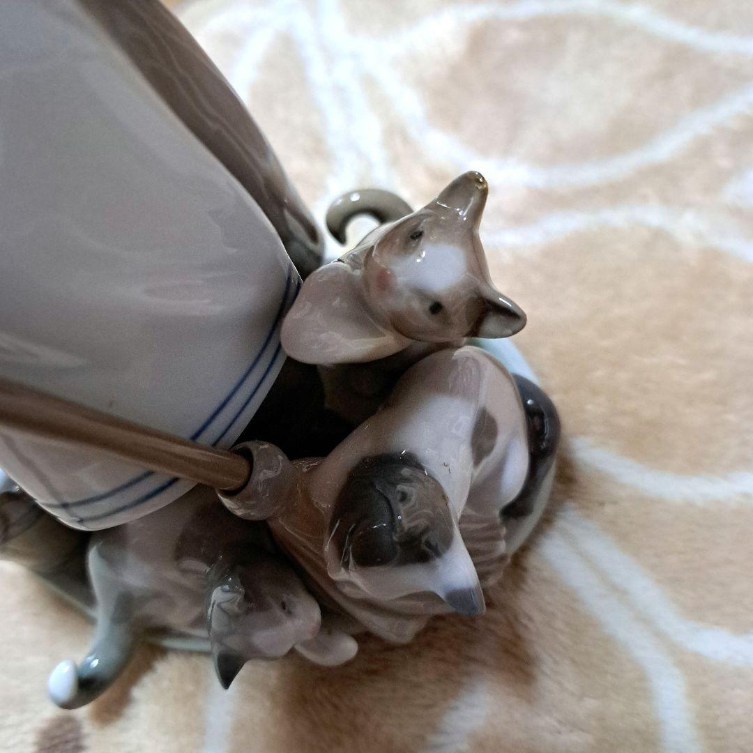 リヤドロLLADRO 「いたずらな仔猫」