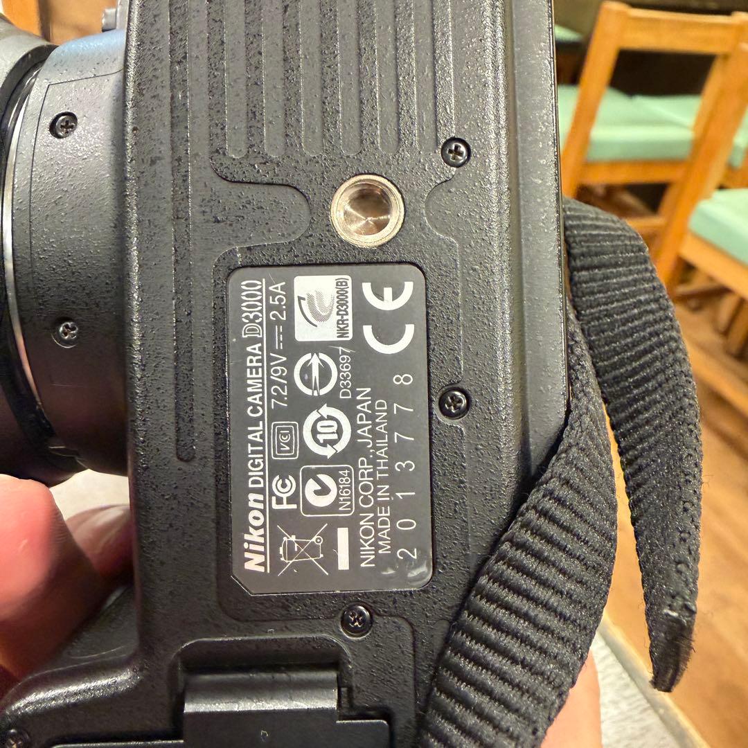Nikon D3000 一眼カメラ