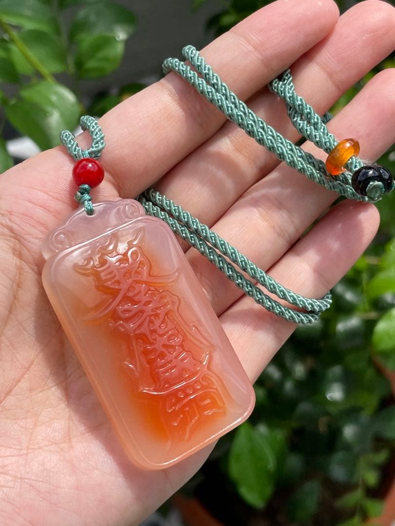 御守り　1点限り　台湾道教　メノウ天然石　護符　呪文　符籙　不幸避け　魔除　浄化