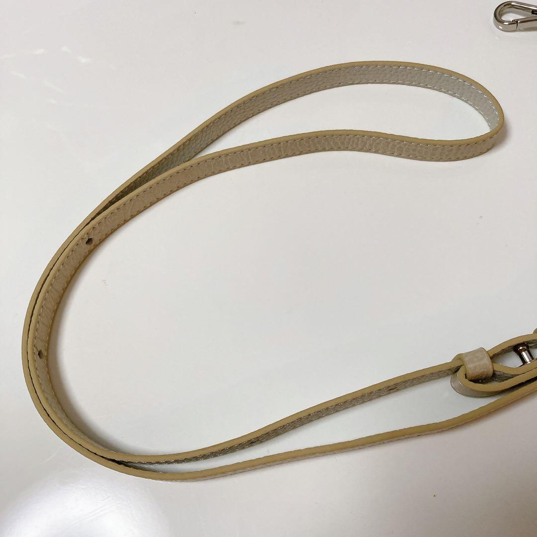 【iPhone14】新品DEMIUデミュウストラップ付きiPhoneケース