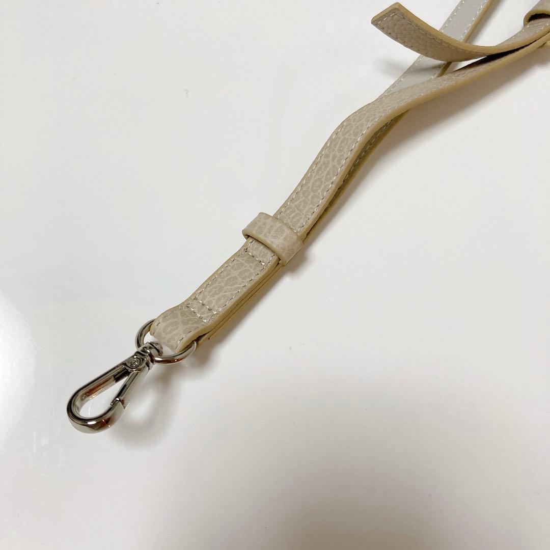 【iPhone14】新品DEMIUデミュウストラップ付きiPhoneケース