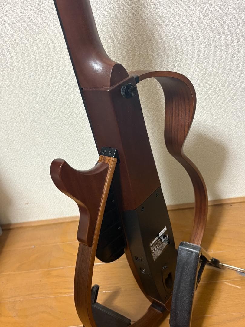 サイレントギター ブラウン ケース付き　コード付き