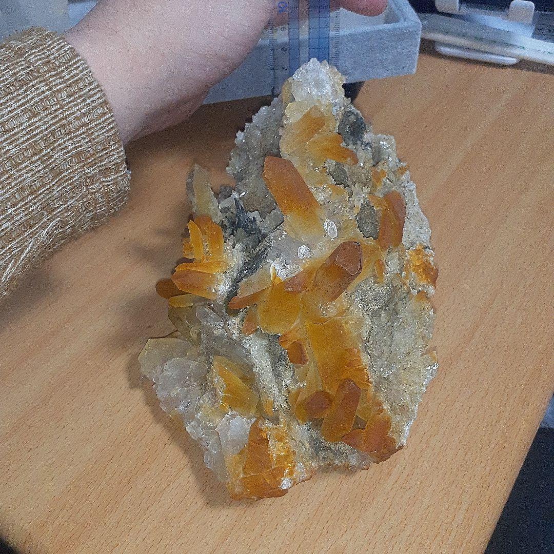 ゴールデンヒーラークォーツ　クラスター