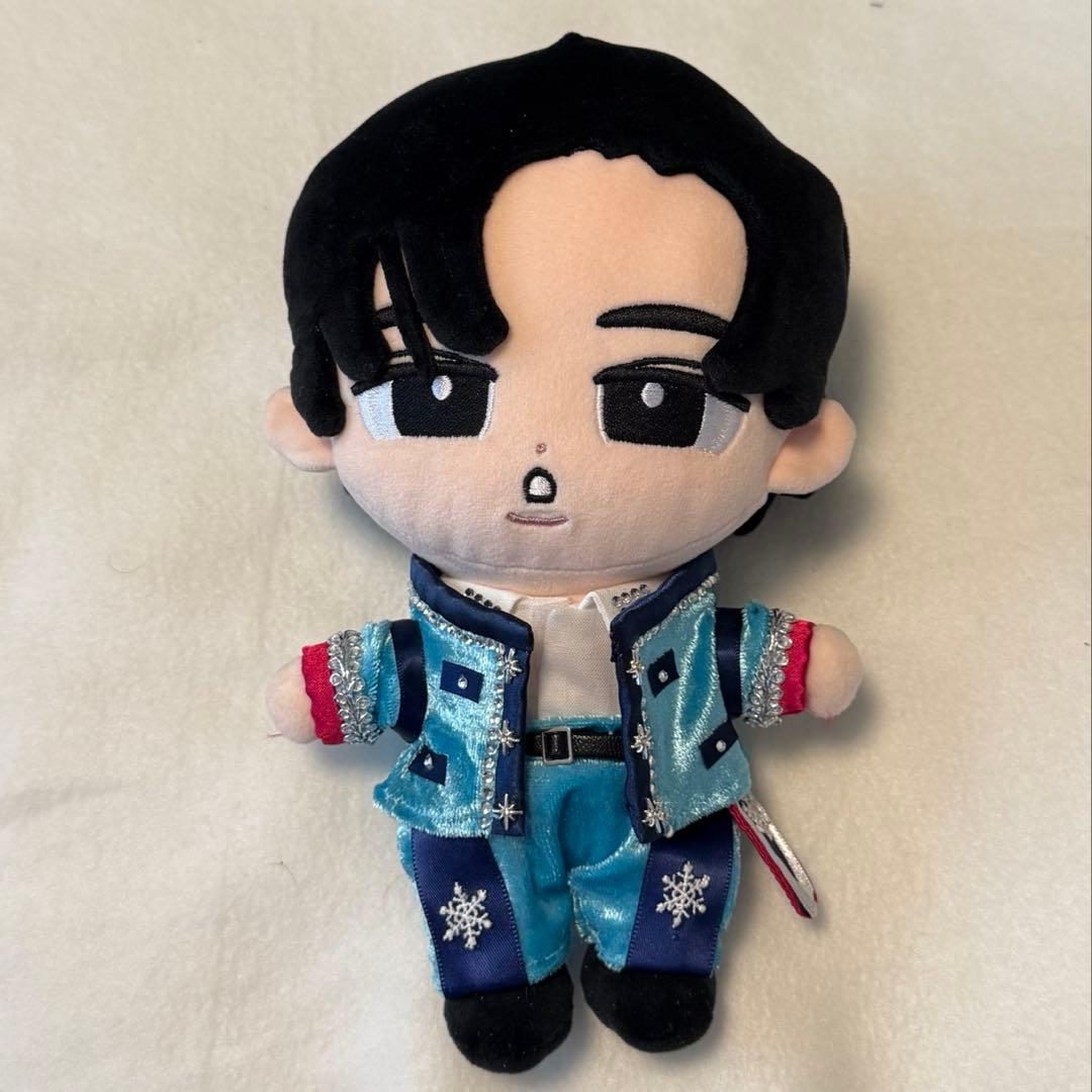 うずら専用　Bigぬい ぬい服 ターコイズ衣装　目黒蓮