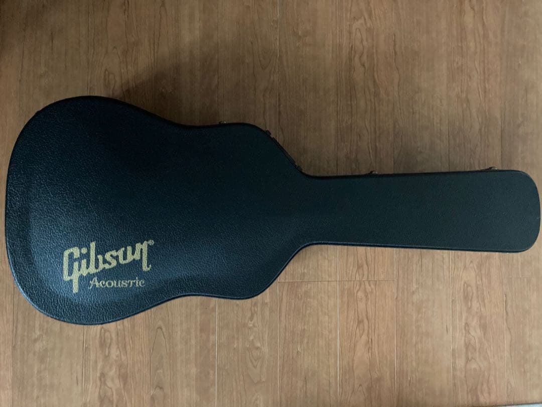 Gibson J-35 2013年 マンスリーリミテッドモデル