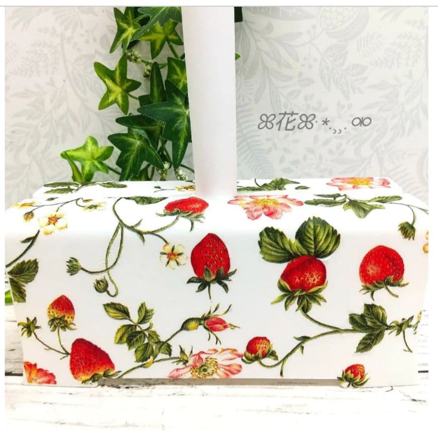 デコパージュꔛ‬ꕤ カーペットローラー♡インテリア雑貨♡苺♡リメイク