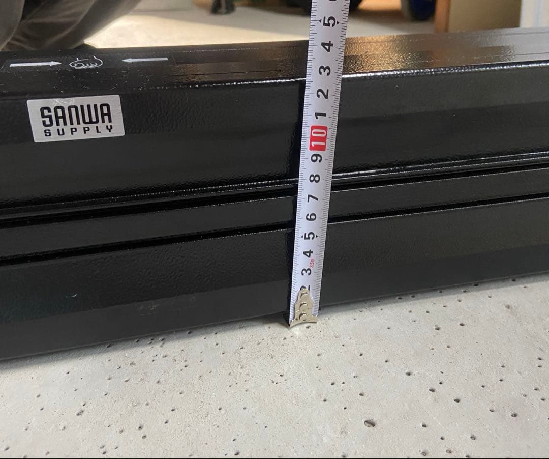 プロジェクタースクリーン 100インチ 自立式 持ち運び可能