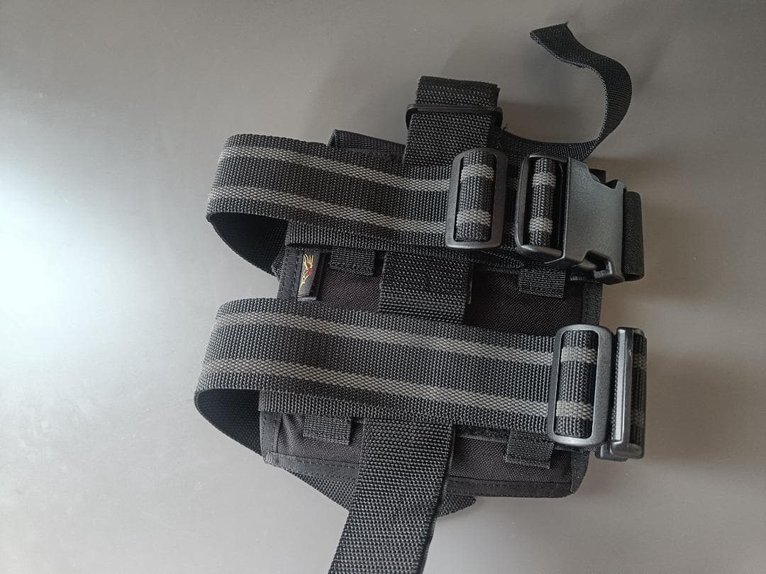 【未使用】FLYYE マガジンポーチ