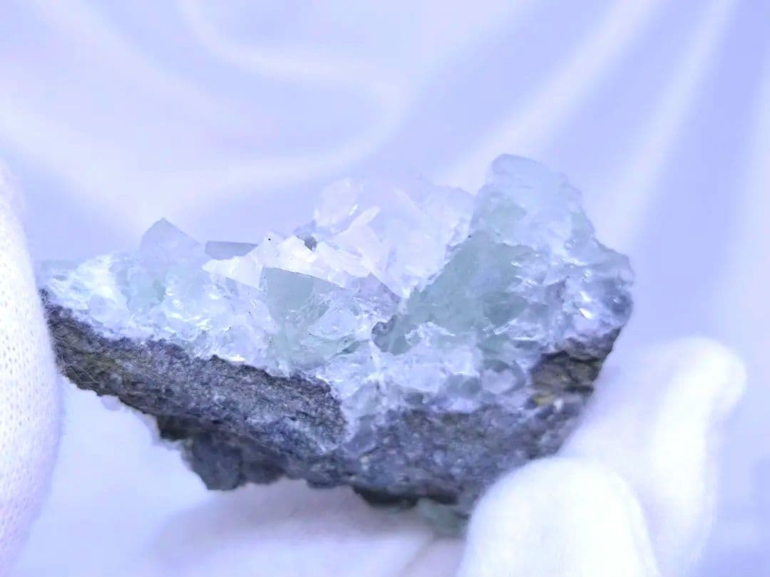 シャンファーリン産　ホワイトローズ カルサイト　フローライト　エンジェルウィング