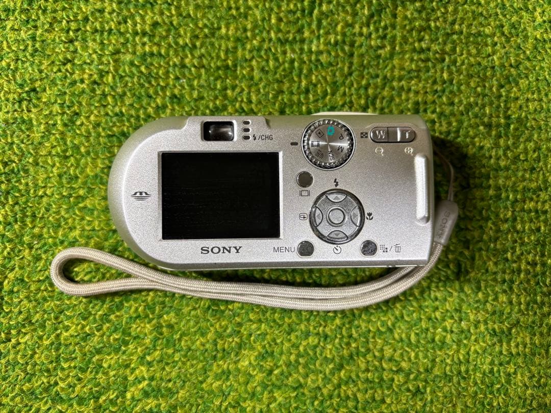 デジタルカメラ SONY Cyber-shot DSC-P100