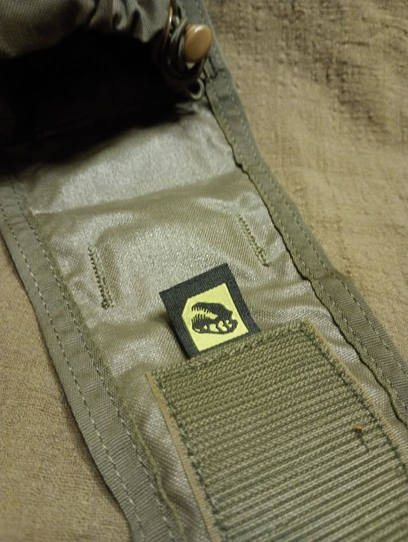 個人装備 T.REX Hydro Pouch Ranger Green