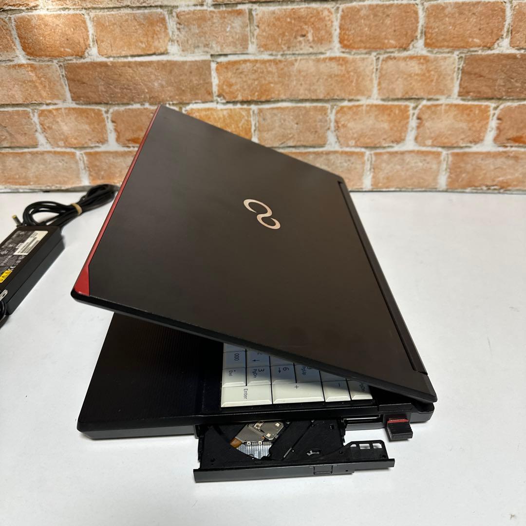 富士通ノート PC 高速起動SSD Windows11 オフィス付き