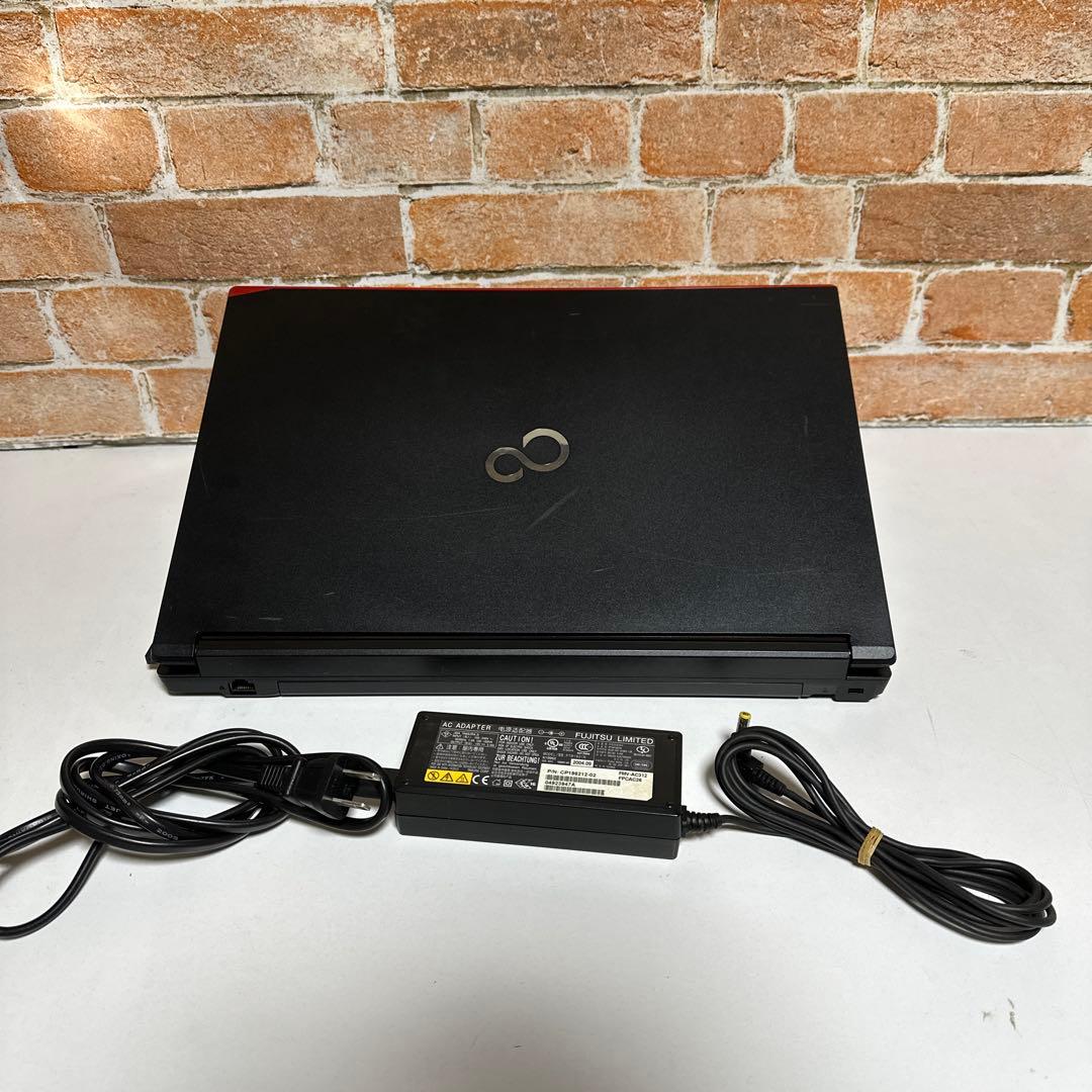 富士通ノート PC 高速起動SSD Windows11 オフィス付き