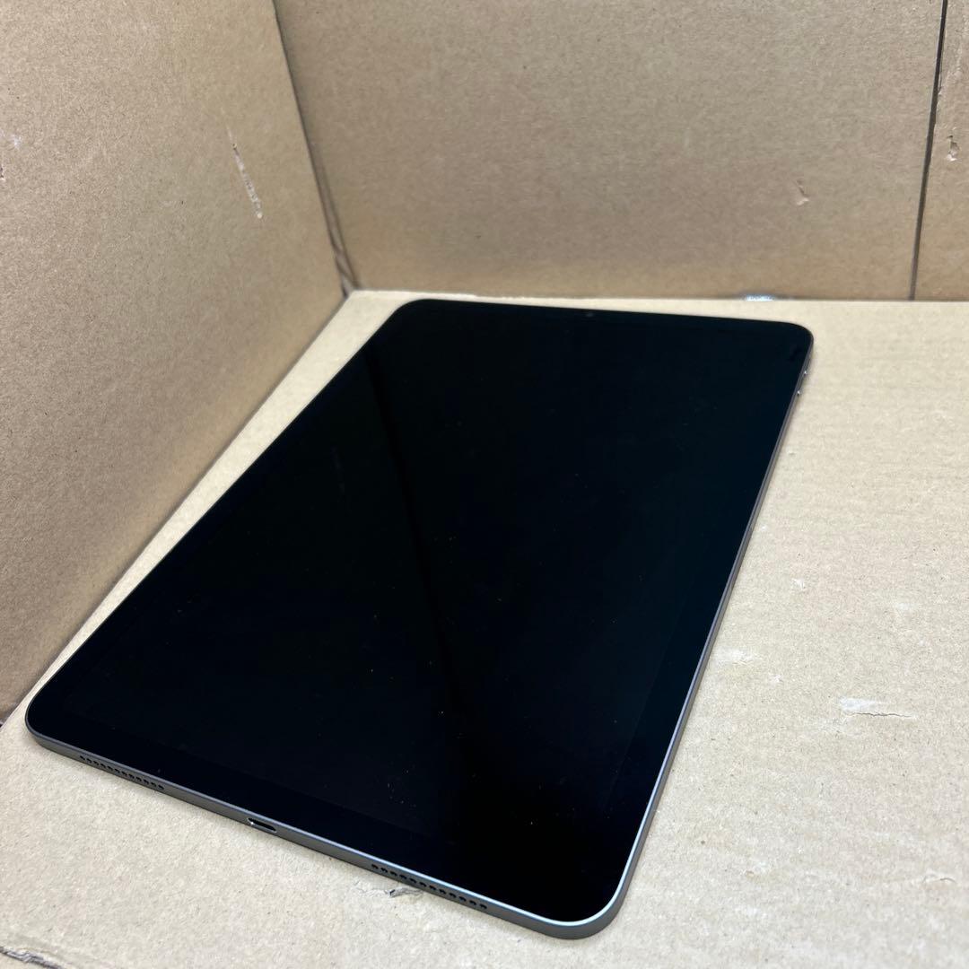 訳あり　Apple iPad Air (第５世代) Wi-Fi 64GB グレイ