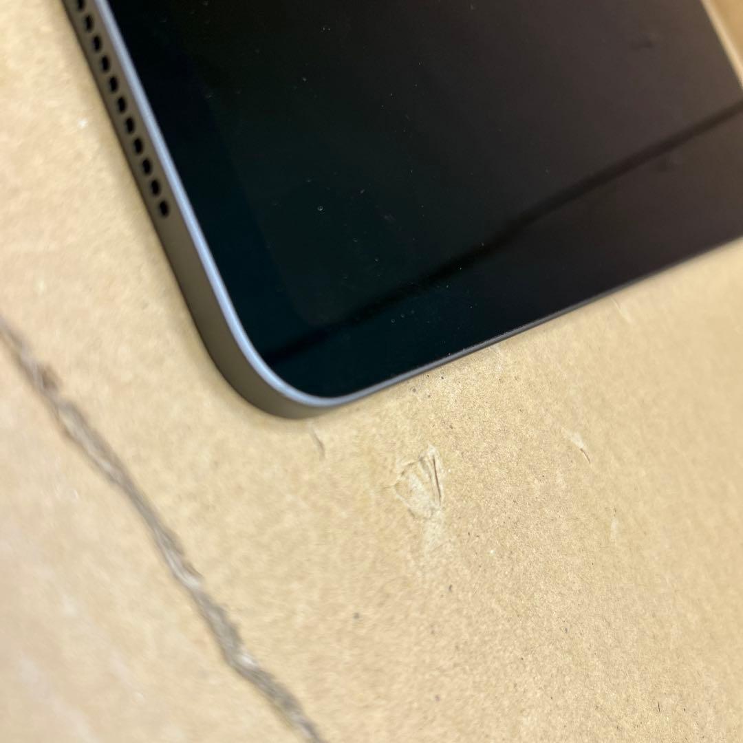 訳あり　Apple iPad Air (第５世代) Wi-Fi 64GB グレイ