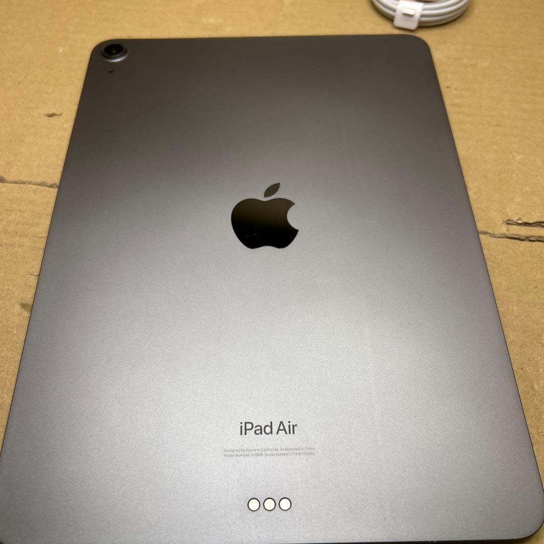 訳あり　Apple iPad Air (第５世代) Wi-Fi 64GB グレイ