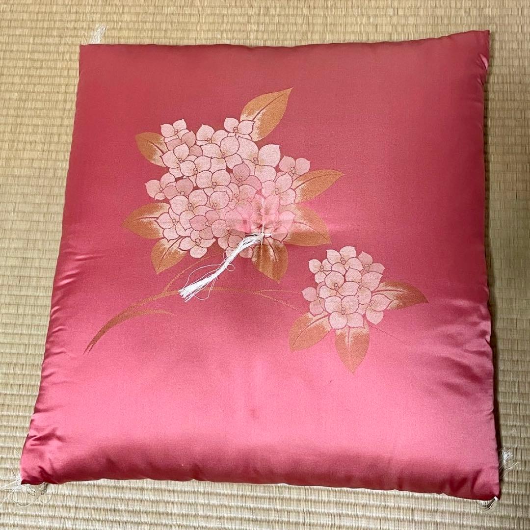 婚礼座布団　夫婦座布団　2枚　箱付　紫陽花　60x62cm