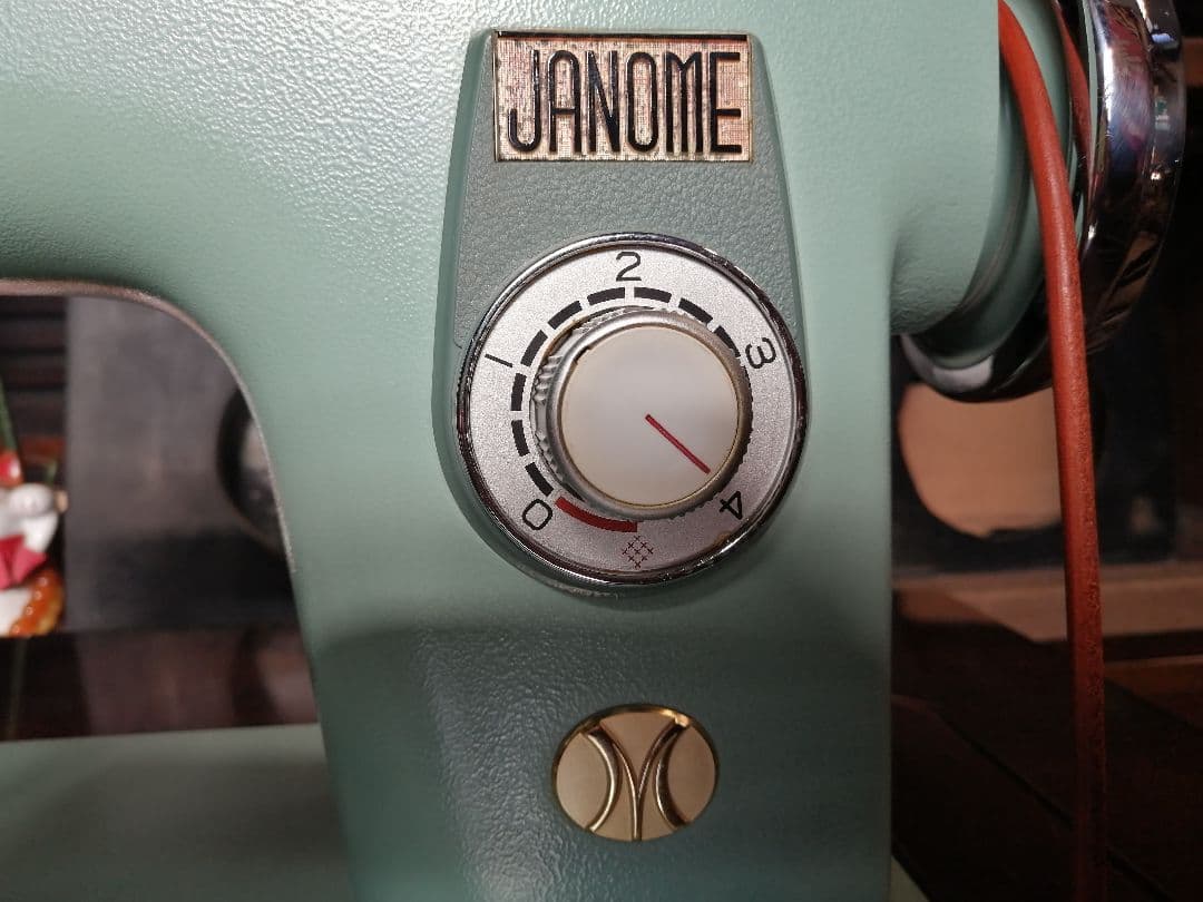 引き取り限定　JANOME　ジャノメミシン　MODEL366