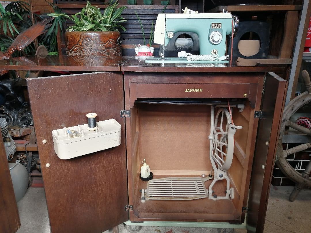 引き取り限定　JANOME　ジャノメミシン　MODEL366