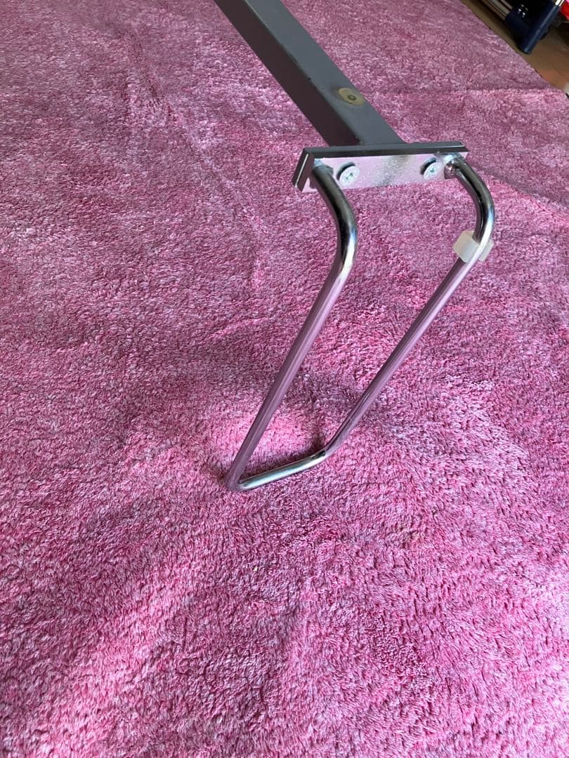 L字 のガラステーブル、インテリア