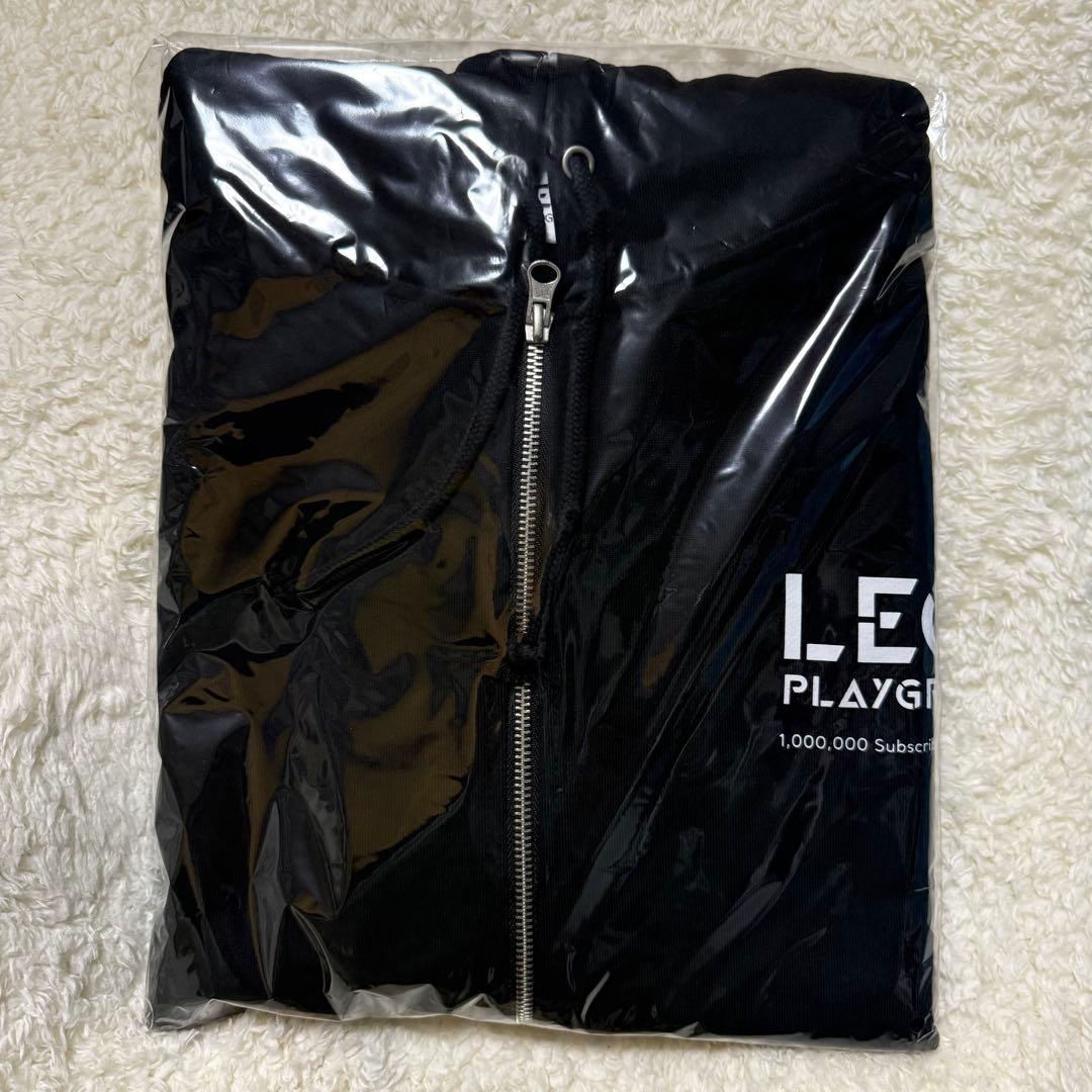 LEOの遊び場 パーカー BIGサイズ