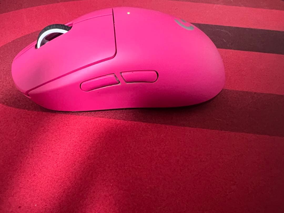 Logitech PRO SuperLight ピンクマウス 本体